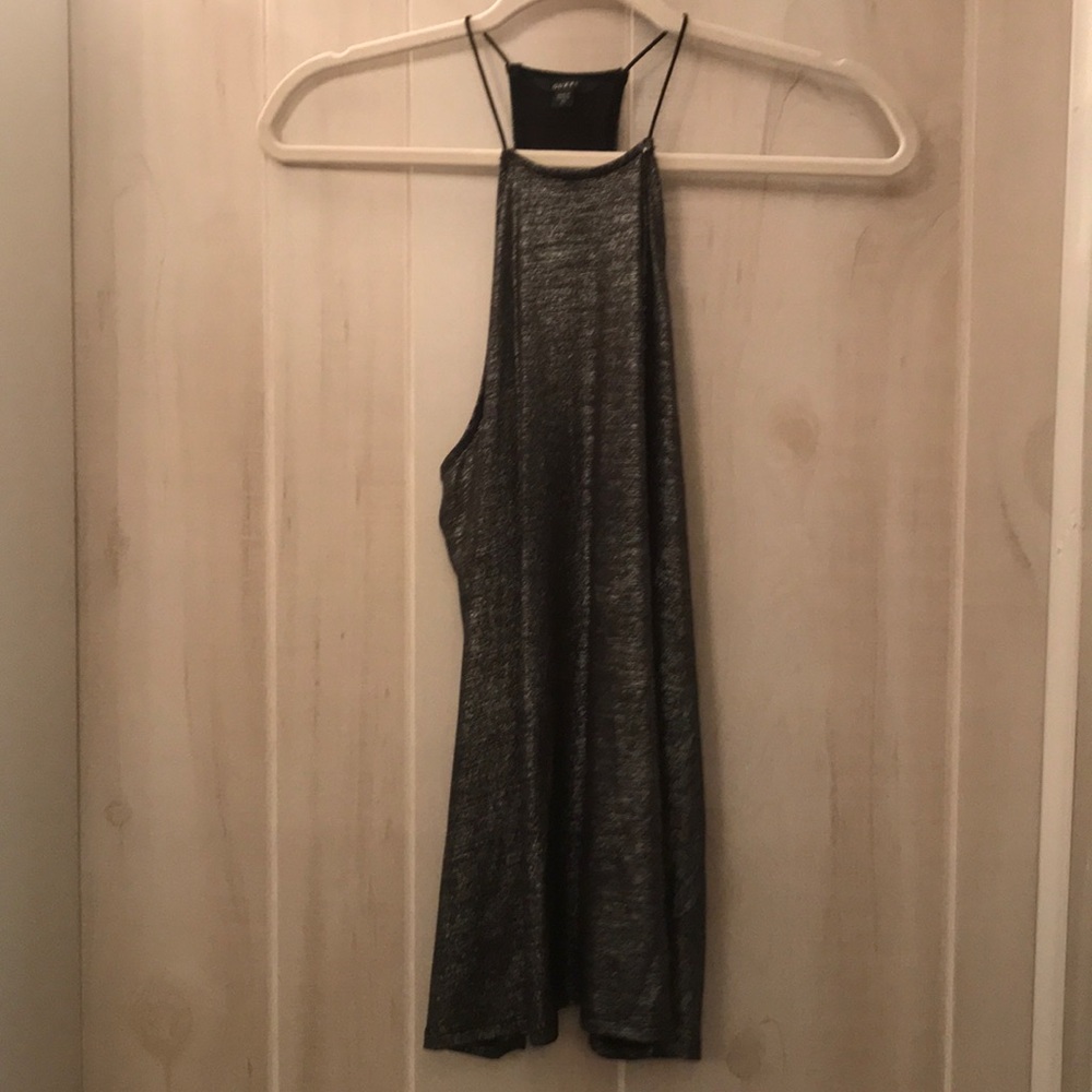 Guess top